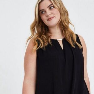 Torrid Black Keyhole Tank Top With Metal Bar Size 3